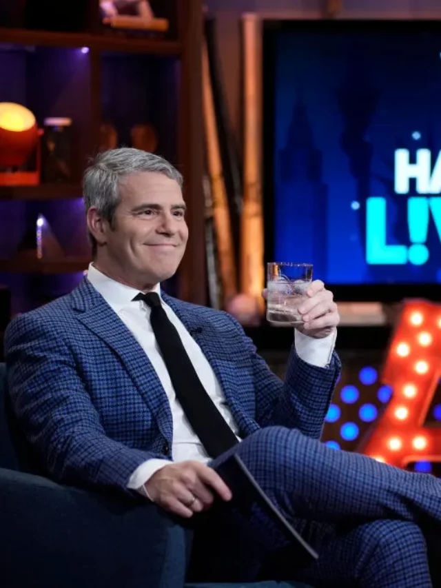 Andy Cohen, Anderson Cooper Share a Toast on CNN NYE Special